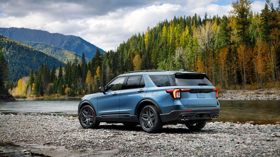 2025 Ford Explorer