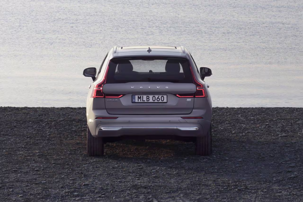 2025 Volvo XC60